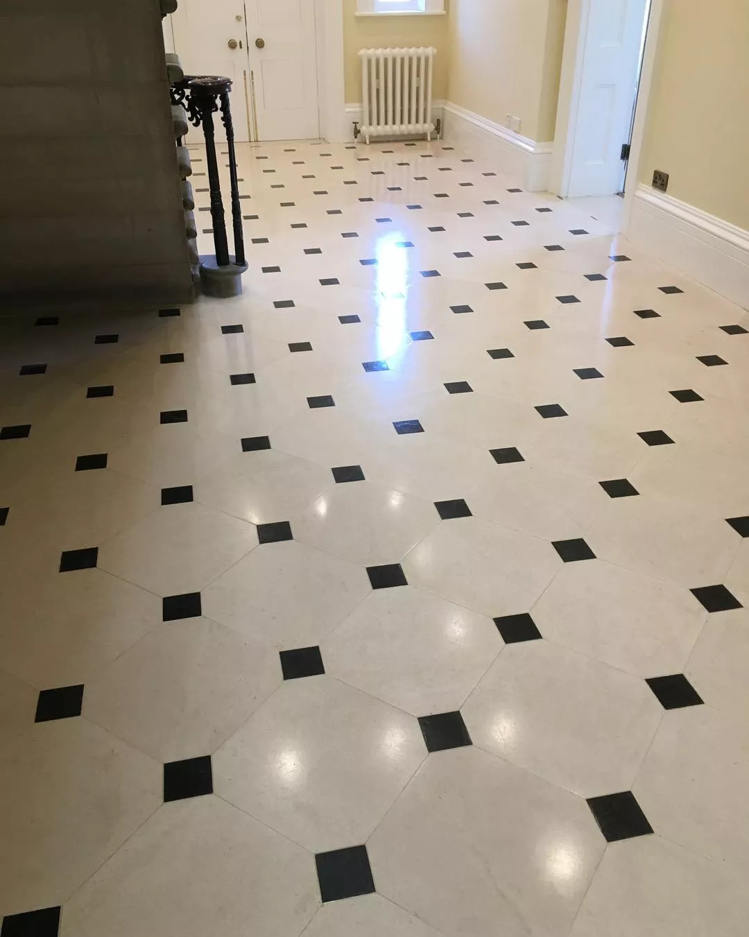 internal_floor_cleaning-caerleon