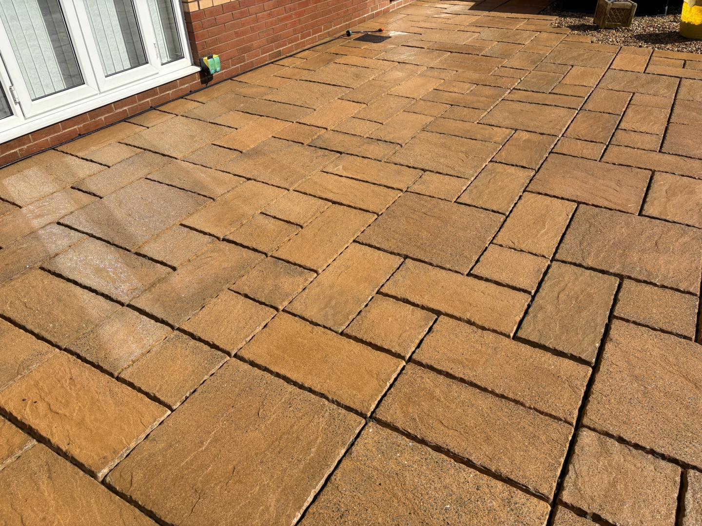 restoring-patio-chem-wash-cleaning-old-resin-pointining-liquid-cement-rogerstone