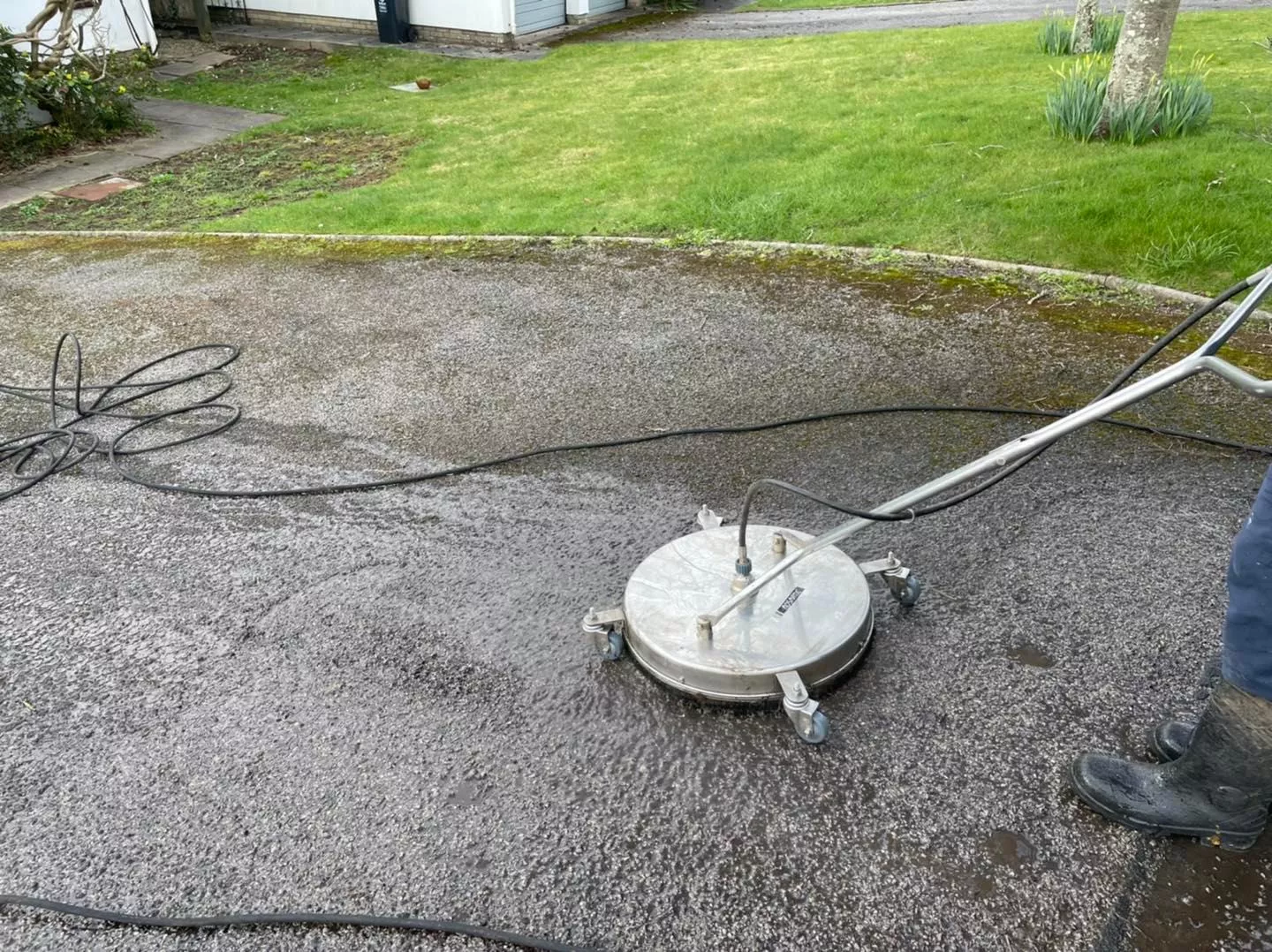 specialist-cleaning-equipment-caerleon